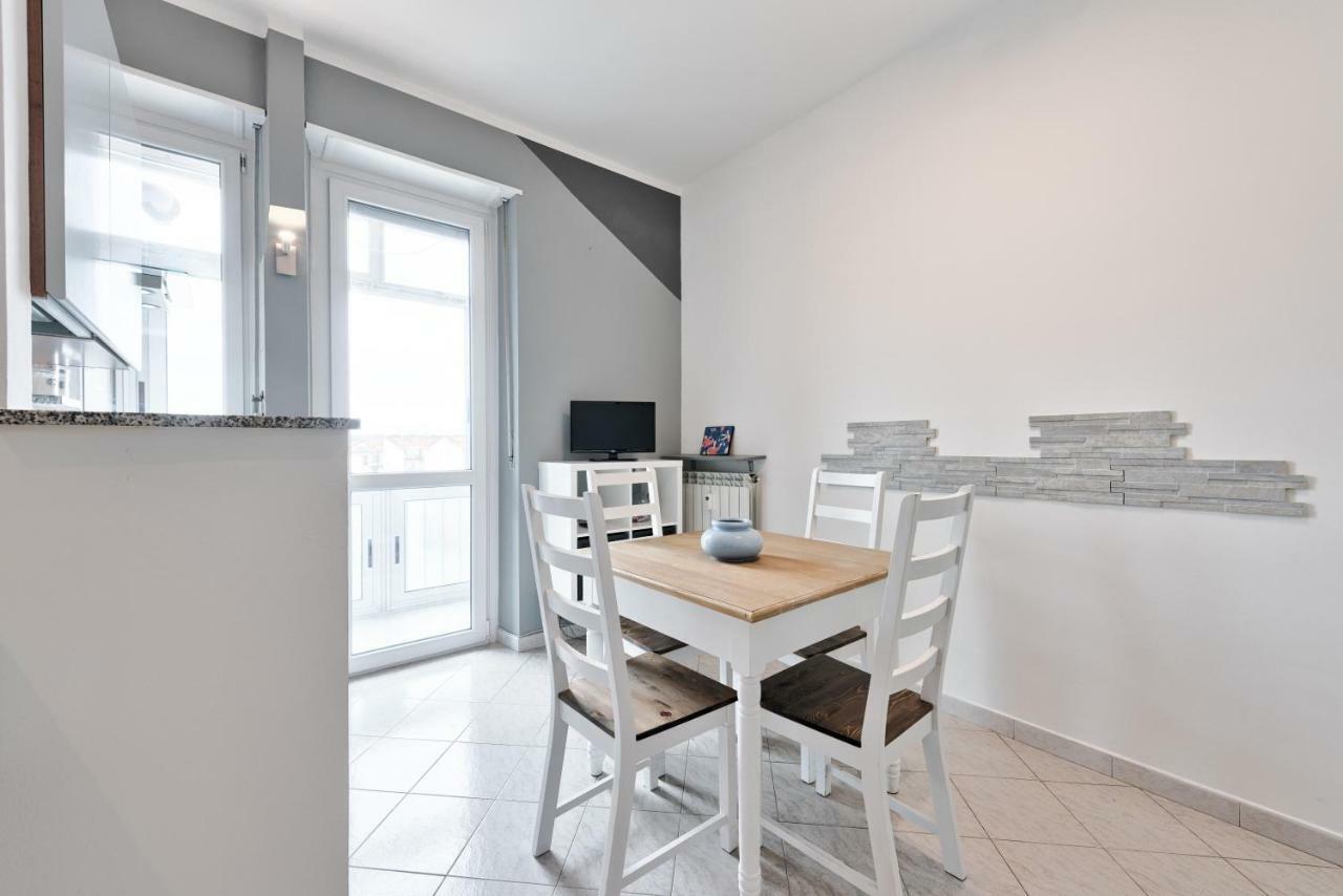 Lungo Dora With Balcony And Panoramic View Apartman Torino Kültér fotó